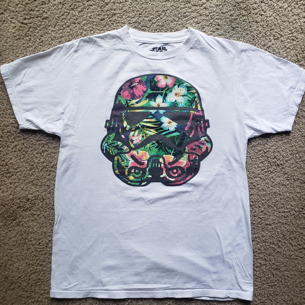 Star Wars Tropical Stormtrooper Floral Shirt Size-Medium - Picture 1 of 5